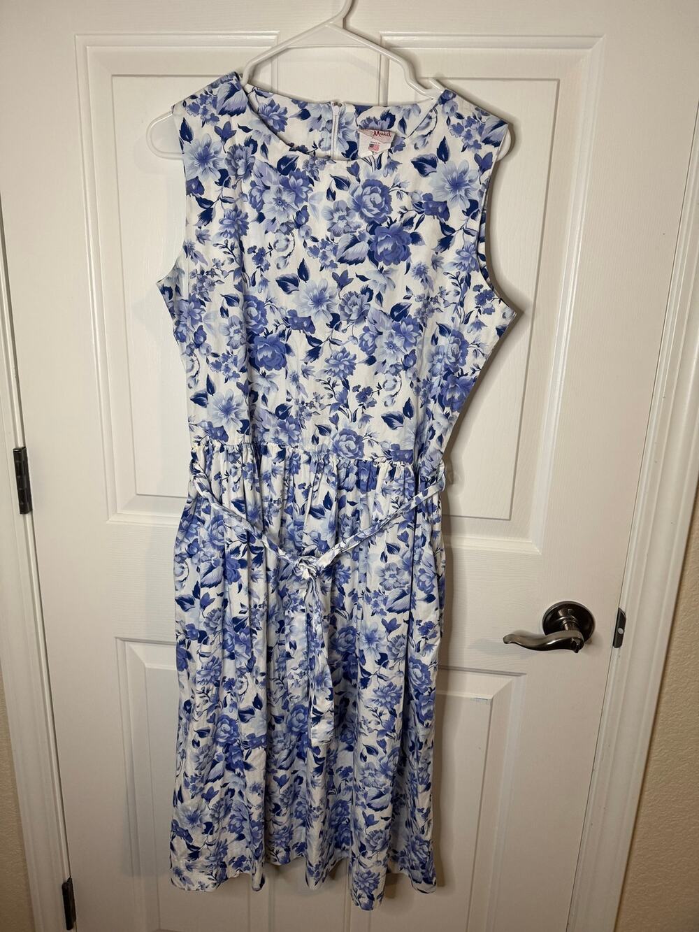 Carolina Maid Vintage Sleeveless Cotton Dress White Blue Floral Made in USA 12P